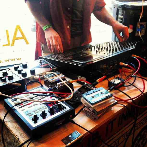 KING TONYS CASSETTE DUB SOUND SYSTEM Reggies Chicago