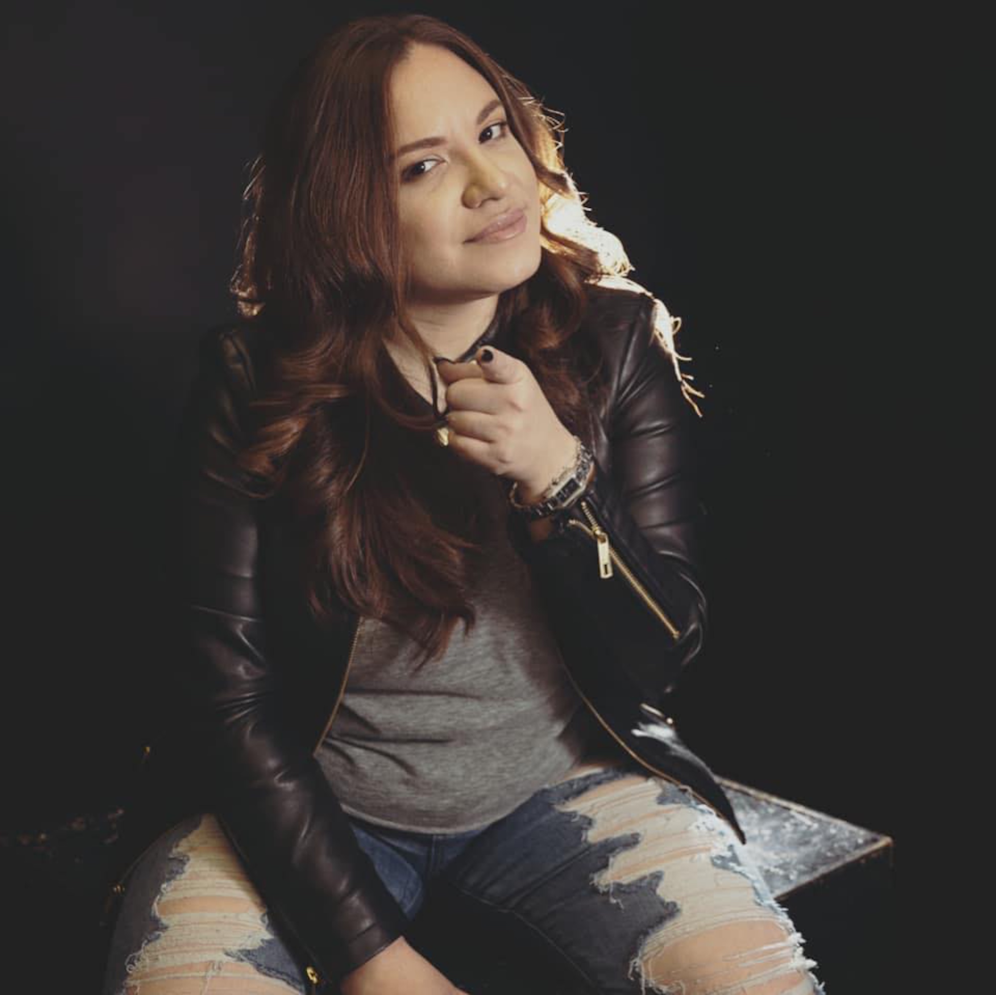 SHARI DIAZ SHARI DIAZ
